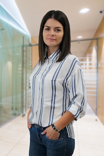 Устинова Марта